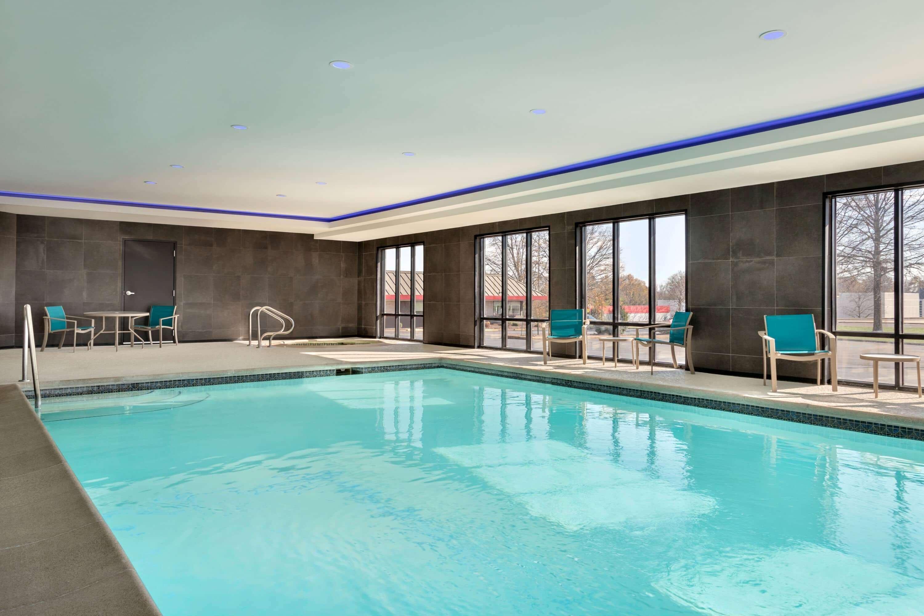 La Quinta Inn & Suites By Wyndham St Louis Route 66 Windsor Springs Bagian luar foto